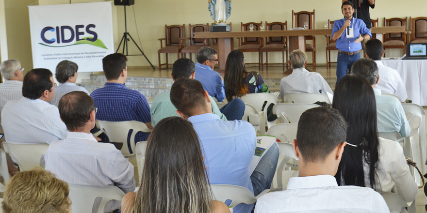 CIDES realiza encontro de gestores em Campina Verde